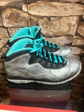 Jordan Retro 10 Lady Liberty Size 13 GUC